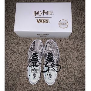 Harry Potter Daily Prophet Vans